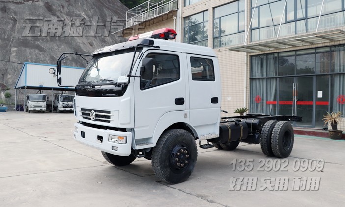 四驅雙排越野車,越野專用車底盤,東風多利卡底盤,四驅輕卡底盤,東風小霸王越野車,140馬力卡車底盤