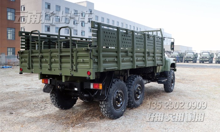 東風六驅卡車,越野卡車,尖頭越野卡車,EQ2082,東風25Y,軍用運輸車,東風軍車