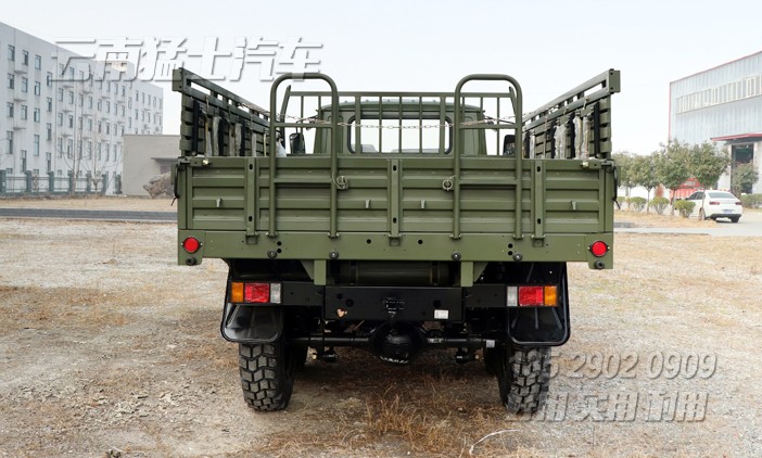 東風六驅卡車,越野卡車,尖頭越野卡車,EQ2082,東風25Y,軍用運輸車,東風軍車
