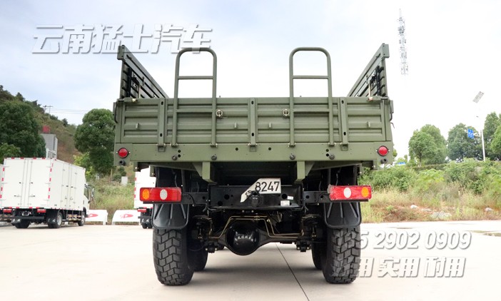 東風天錦出口車,越野運兵車,越野卡車,六驅卡車,6*6越野載貨車
