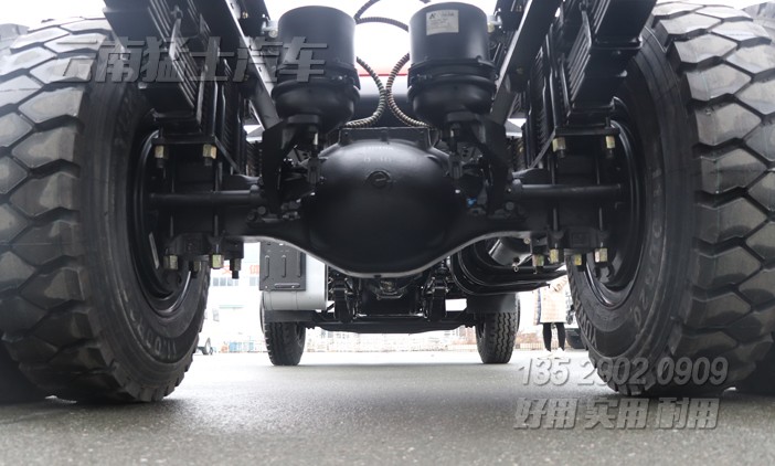 東風天錦底盤銷售,4*2卡車底盤,專用車底盤改裝,東風平頭卡車,4米5軸距底盤,240馬力卡車