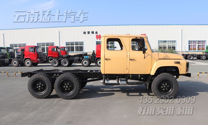 雙排尖頭卡車(chē),六驅(qū)越野底盤(pán),長(zhǎng)頭卡車(chē)底盤(pán)改裝,雙排2082底盤(pán),定制款底盤(pán)出口