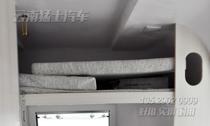 拖掛房車,德國(guó)愛(ài)科底盤(pán),撞擊式剎車,房車定制,環(huán)保旅居車,可上戶的家用房車,進(jìn)口房車底盤(pán)