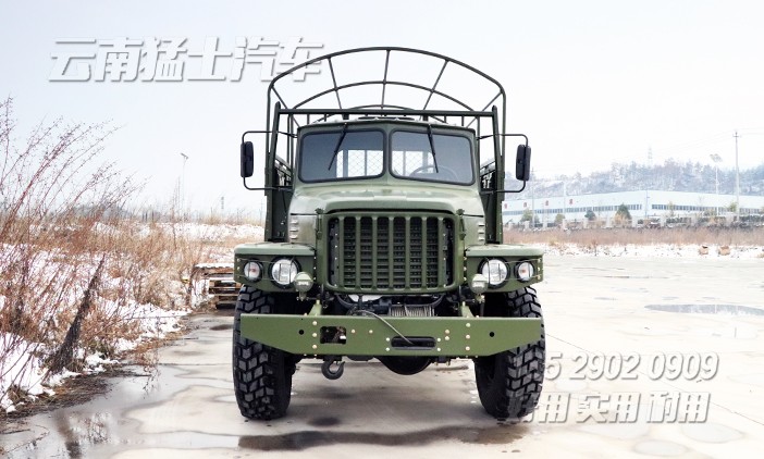 東風六驅卡車,六驅越野卡車,EQ2100,東風軍車,軍用運兵車,全驅運兵車,尖頭越野卡車,東風245