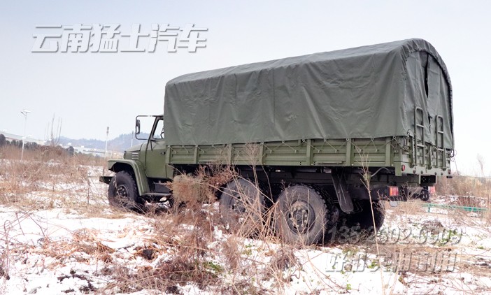 東風六驅卡車,六驅越野卡車,EQ2100,東風軍車,軍用運兵車,全驅運兵車,尖頭越野卡車,東風245