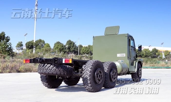 六驅裝甲車底盤,定制化專用車,裝甲車底盤,底盤設計改裝,長頭越野底盤,越野專用車底盤