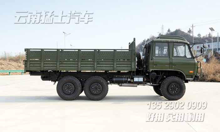 6*6運兵車,EQ2102N,雙排越野卡車,東風153雙排,六驅卡車配置,東風運兵車