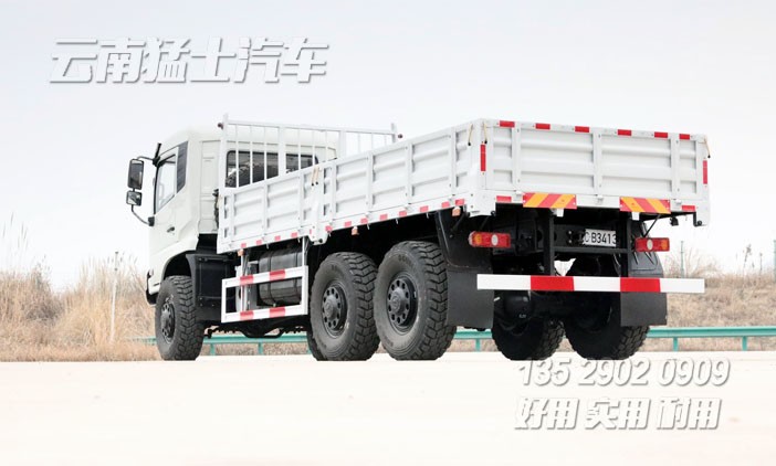 5.5米貨箱卡車,新款東風6*6,260馬力森林卡車,山地越野卡車,豪華卡車,惡劣路況專用車