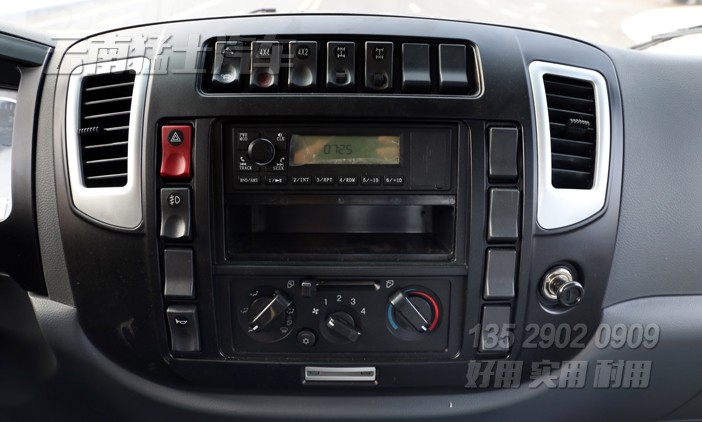 新款卡車(chē)底盤(pán),六驅(qū)卡車(chē),越野車(chē)底盤(pán),專用車(chē)改裝,6*6出口型卡車(chē),平頭2082,后八輪越野車(chē)
