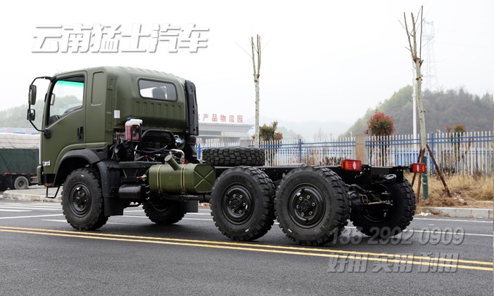 2023新款底盤,越野卡車底盤,中卡底盤,6*6汽車出口,六驅越野底盤