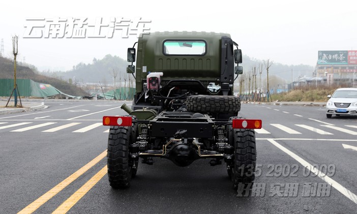 2023新款底盤,越野卡車底盤,中卡底盤,6*6汽車出口,六驅越野底盤