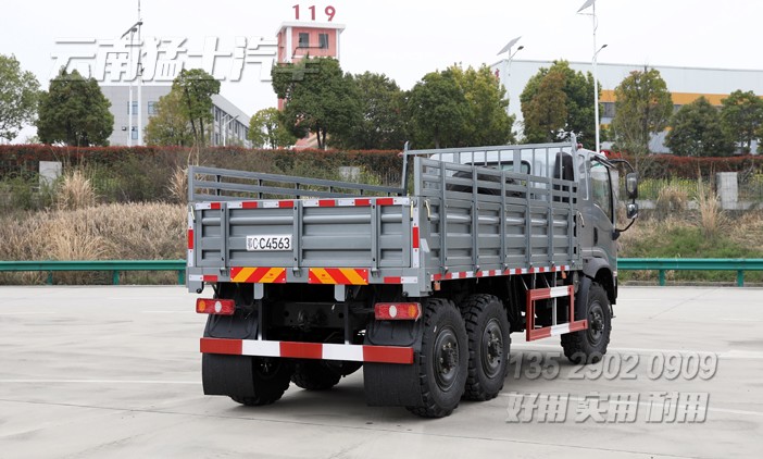 出口卡車,2023新款貨車,東風(fēng)平頭越野車,山貓?jiān)揭败囆?東風(fēng)山貓,越野專用車