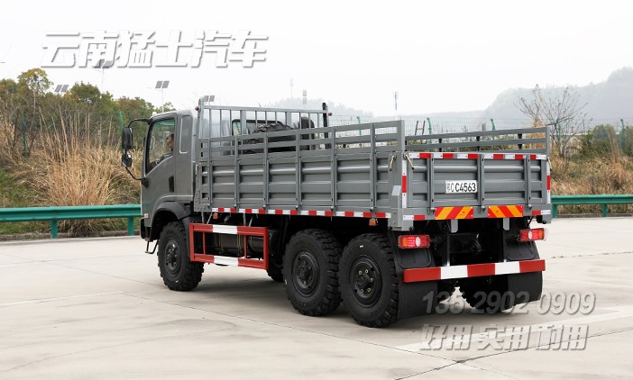 出口卡車,2023新款貨車,東風(fēng)平頭越野車,山貓?jiān)揭败囆?東風(fēng)山貓,越野專用車