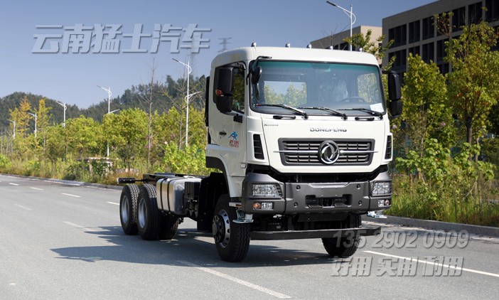 后八輪卡車底盤,六驅(qū)350馬力底盤,重型卡車底盤,專用車底盤改裝,濰柴發(fā)動機底盤,東風(fēng)三橋車底盤