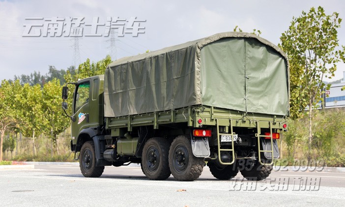 山貓越野車,六驅(qū)卡車,12座運兵車,載貨運輸車,平頭2082,6*6越野運輸車,出口多用途車
