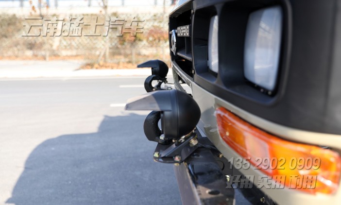 東風EQ240,二汽尖頭車,六驅越野車配置,經(jīng)典尖頭車