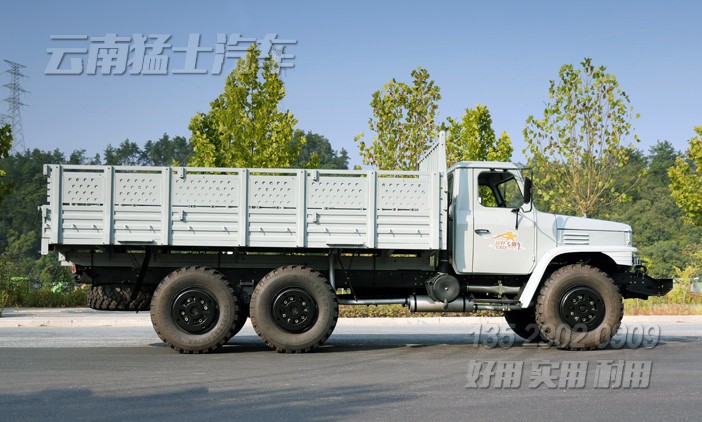 EQ245,東風民用越野車,4.8米貨箱卡車,六驅尖頭越野