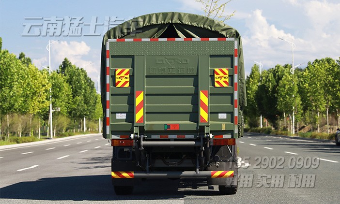 四驅(qū)越野保障車(chē),升降尾板運(yùn)輸車(chē),液壓尾板車(chē),東風(fēng)運(yùn)兵車(chē)